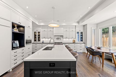 Photo 11 at 50 Sheldrake Boulevard, Mount Pleasant East, Toronto