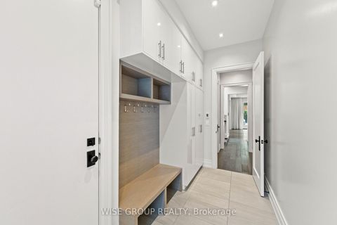 Photo 18 at 50 Sheldrake Boulevard, Mount Pleasant East, Toronto