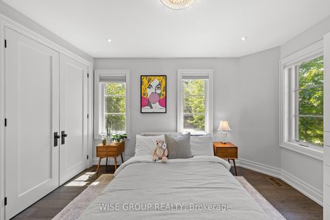 Photo 28 at 50 Sheldrake Boulevard, Mount Pleasant East, Toronto