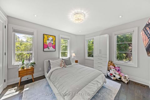 Photo 29 at 50 Sheldrake Boulevard, Mount Pleasant East, Toronto