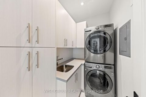Photo 34 at 50 Sheldrake Boulevard, Mount Pleasant East, Toronto