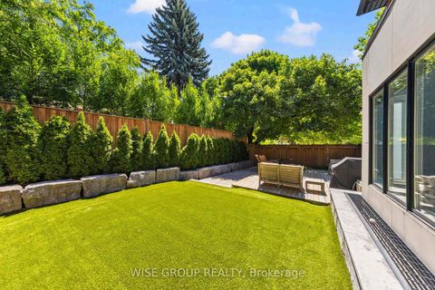 Photo 44 at 50 Sheldrake Boulevard, Mount Pleasant East, Toronto