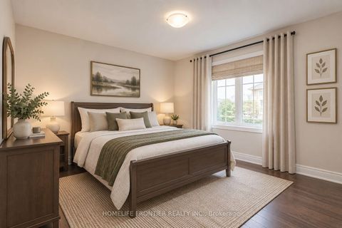 Photo 13 at 135 Ross Vennare Crescent, Kleinburg, Vaughan
