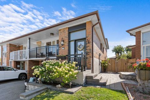 Photo 0 at 20 Honeywood Road, Jane Heights, Toronto