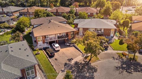 Photo 35 at 20 Honeywood Road, Jane Heights, Toronto
