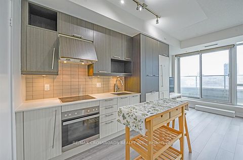 Photo 3 at 1708 - 199 Richmond Street W, Waterfront Communities C1, Toronto