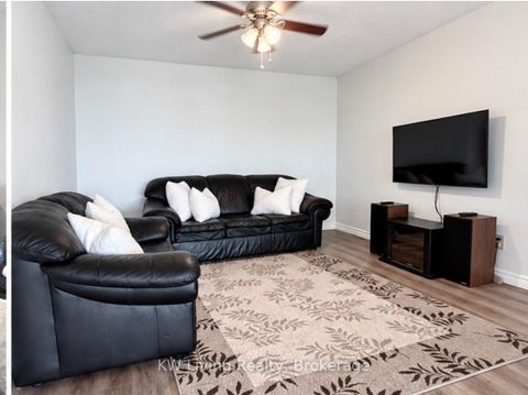 Photo 5 at 818 - 175 Bamburgh Circle, Steeles, Toronto