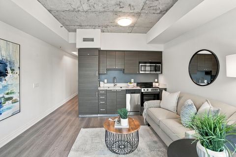 Photo 7 at 215 - 707 Dovercourt Road, Little Italy, Toronto