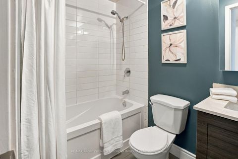 Photo 18 at 215 - 707 Dovercourt Road, Little Italy, Toronto