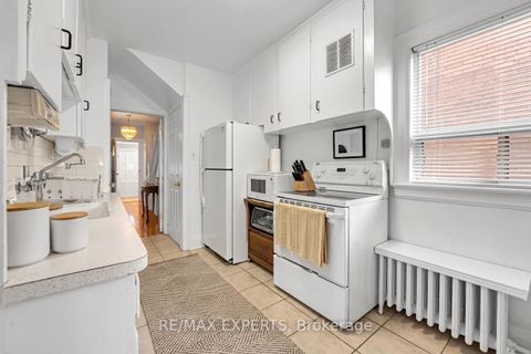 Photo 11 at 406 Lauder Avenue, Oakwood Village, Toronto