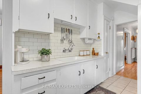 Photo 12 at 406 Lauder Avenue, Oakwood Village, Toronto