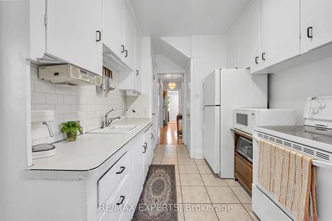Photo 13 at 406 Lauder Avenue, Oakwood Village, Toronto