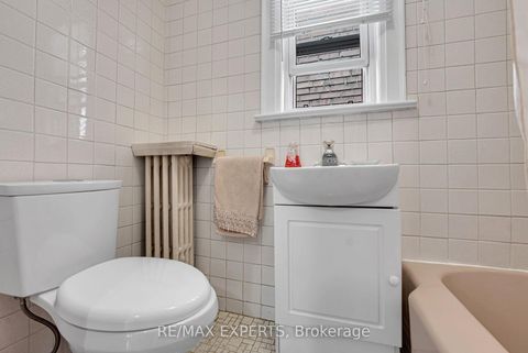 Photo 17 at 406 Lauder Avenue, Oakwood Village, Toronto