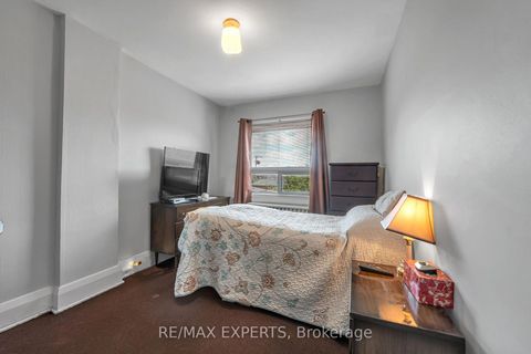 Photo 22 at 406 Lauder Avenue, Oakwood Village, Toronto