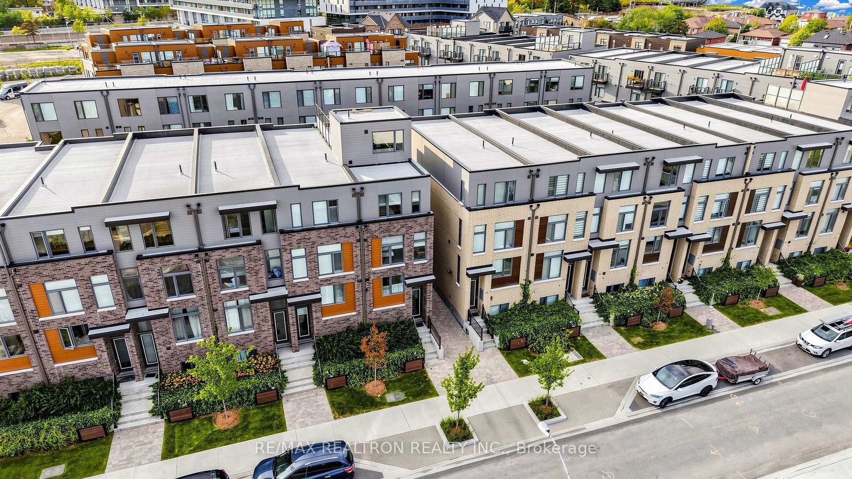 48 Hooyo Terrace, Lawrence, Toronto 