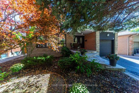 Photo 1 at 66 Decarie Circle, West Deane, Toronto