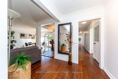 Photo 3 at 66 Decarie Circle, West Deane, Toronto