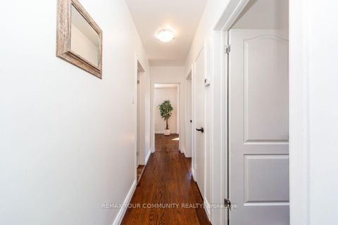 Photo 10 at 66 Decarie Circle, West Deane, Toronto