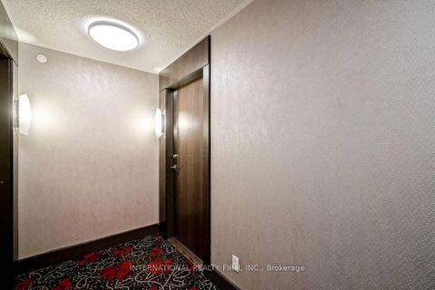 Photo 5 at 2222 - 2 Eva Road, Etobicoke West Mall, Toronto