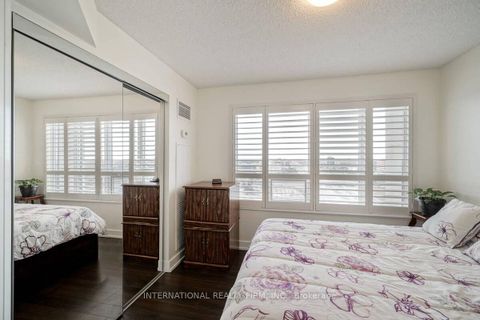 Photo 17 at 2222 - 2 Eva Road, Etobicoke West Mall, Toronto