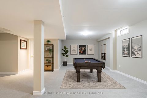 Photo 24 at 4 Bluegrass Drive, Holly, Barrie