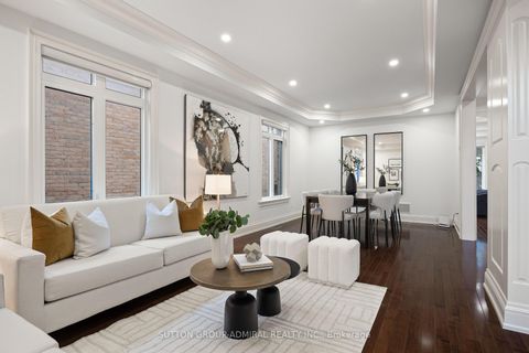 Photo 3 at 132 York Mills Road, Windfields, Toronto
