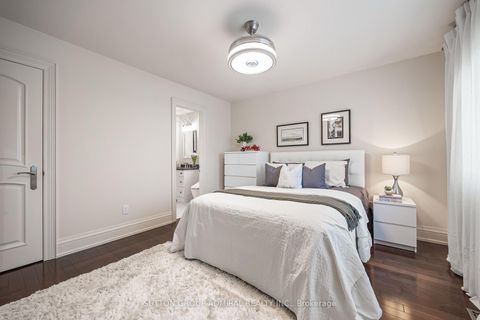 Photo 30 at 132 York Mills Road, Windfields, Toronto