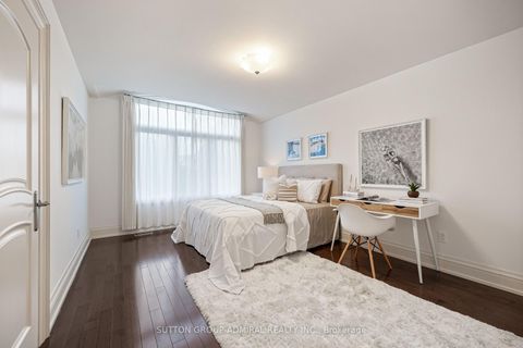 Photo 33 at 132 York Mills Road, Windfields, Toronto