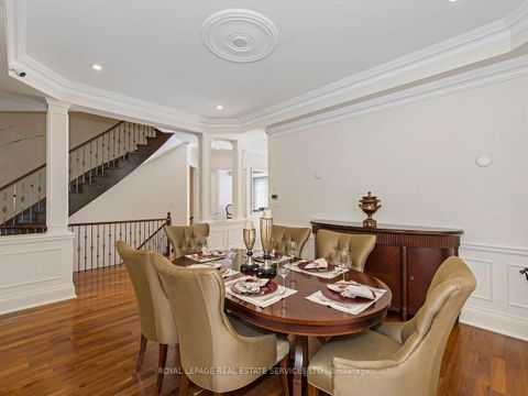 Photo 8 at 11 Beauvista Court, Vellore Village, Vaughan