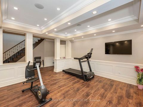 Photo 31 at 11 Beauvista Court, Vellore Village, Vaughan