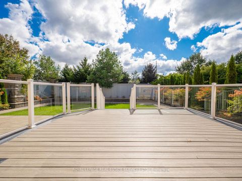 Photo 45 at 11 Beauvista Court, Vellore Village, Vaughan