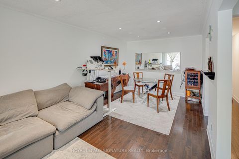 Photo 2 at 45 Fenelon Drive, Donalda, Toronto
