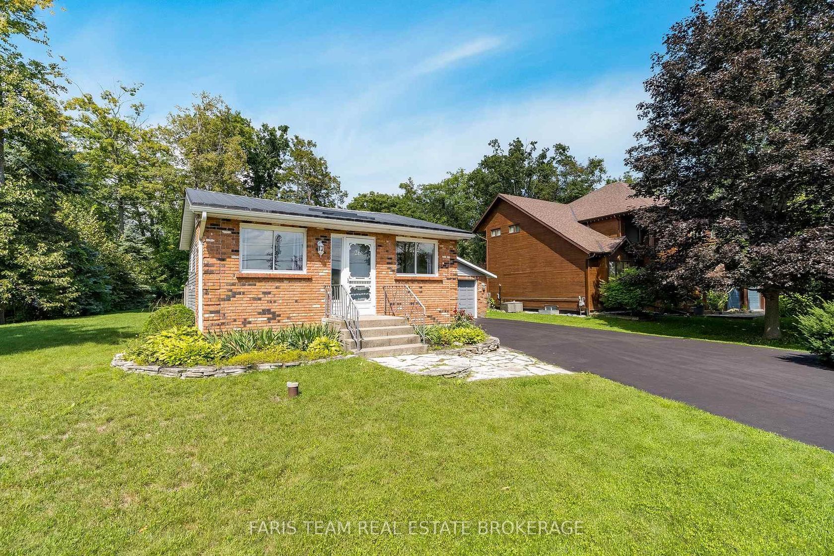 26 Big Bay Point Road, Rural Innisfil, Innisfil photo number 2