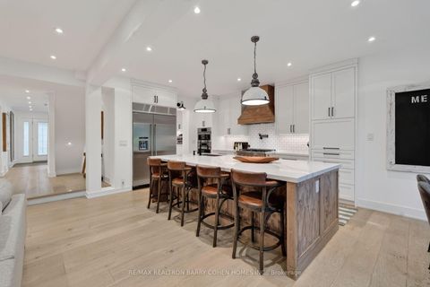 Photo 10 at 39 Romney Road, Westgate, Toronto