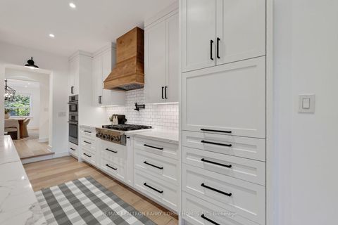 Photo 11 at 39 Romney Road, Westgate, Toronto
