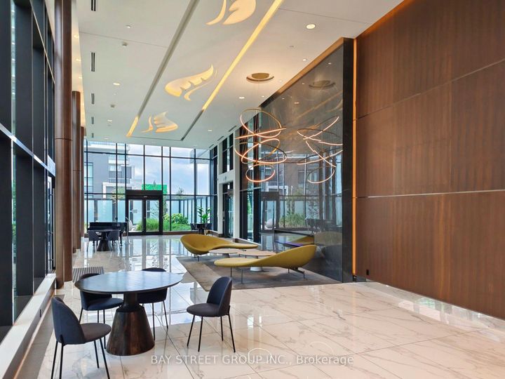 Photo 3 at 911 - 85 McMahon Drive, Bayview Village, Toronto