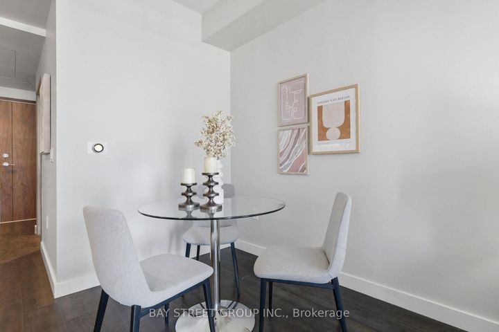 Photo 20 at 911 - 85 McMahon Drive, Bayview Village, Toronto