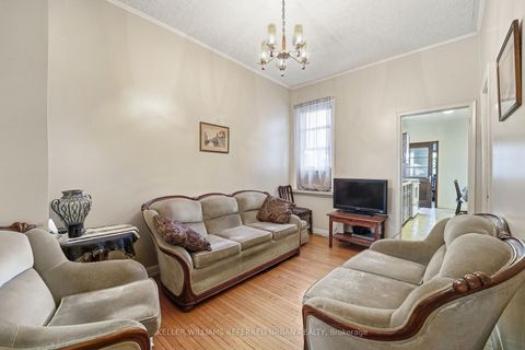 Photo 5 at 266 Roxton Road, Little Italy, Toronto