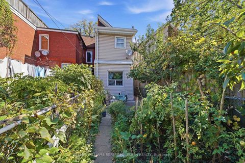Photo 21 at 266 Roxton Road, Little Italy, Toronto
