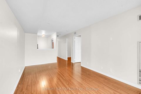Photo 9 at 1011 - 8 Lee Centre Drive, Woburn, Toronto