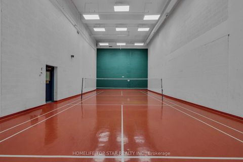 Photo 14 at 1011 - 8 Lee Centre Drive, Woburn, Toronto
