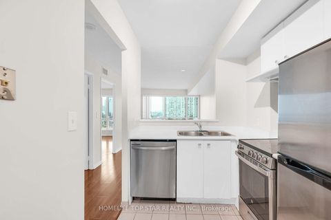 Photo 16 at 1011 - 8 Lee Centre Drive, Woburn, Toronto
