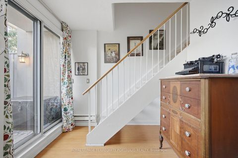 Photo 15 at 303 - 18 Merton Street, Mount Pleasant West, Toronto