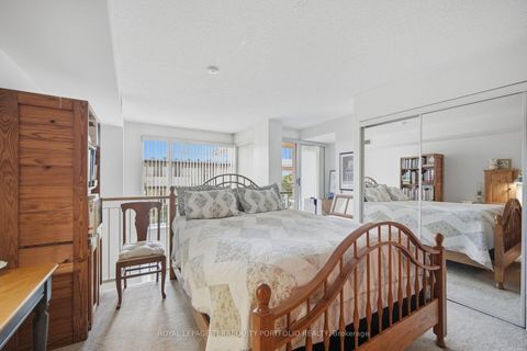 Photo 18 at 303 - 18 Merton Street, Mount Pleasant West, Toronto