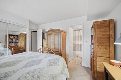 Photo 21 at 303 - 18 Merton Street, Mount Pleasant West, Toronto