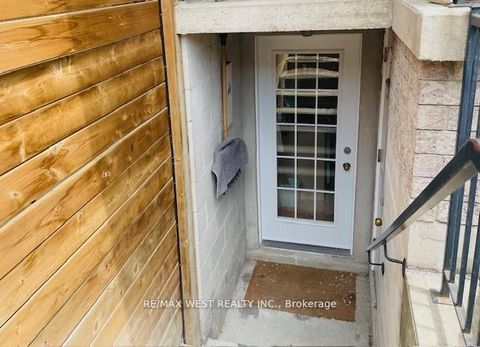 Photo 12 at 94A Mulock Avenue, Junction Area, Toronto