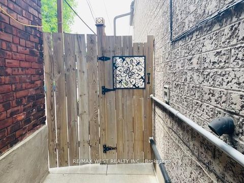 Photo 13 at 94A Mulock Avenue, Junction Area, Toronto