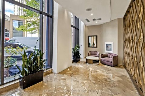 Photo 2 at 220 - 15 Northtown Way, Willowdale East, Toronto