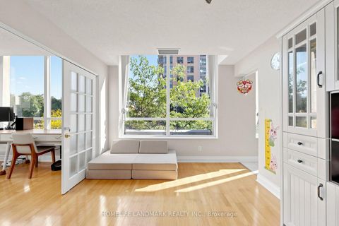 Photo 8 at 220 - 15 Northtown Way, Willowdale East, Toronto
