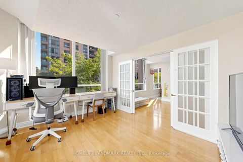 Photo 9 at 220 - 15 Northtown Way, Willowdale East, Toronto